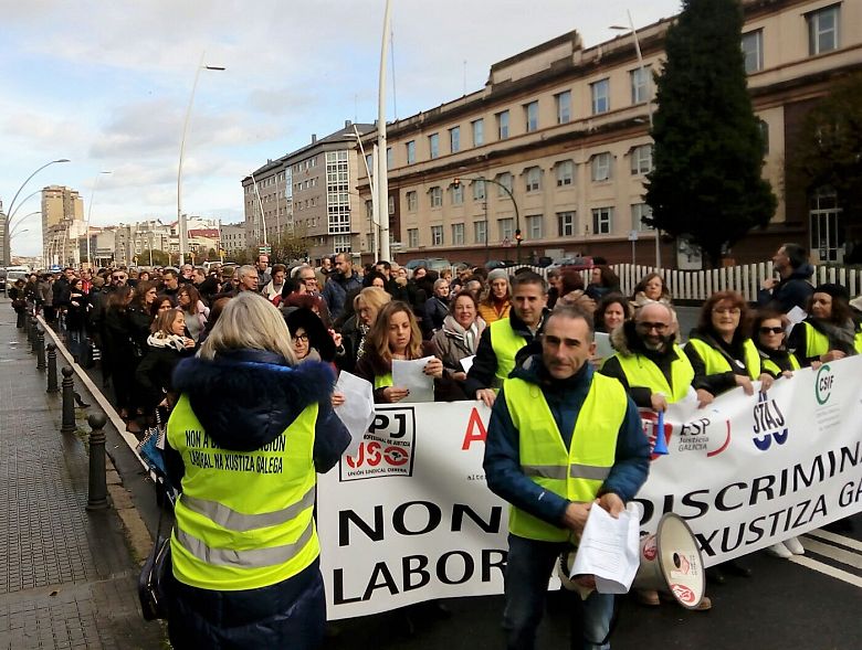 17-01-12 ProtestaFolgaXustizaCorunha04.jpeg